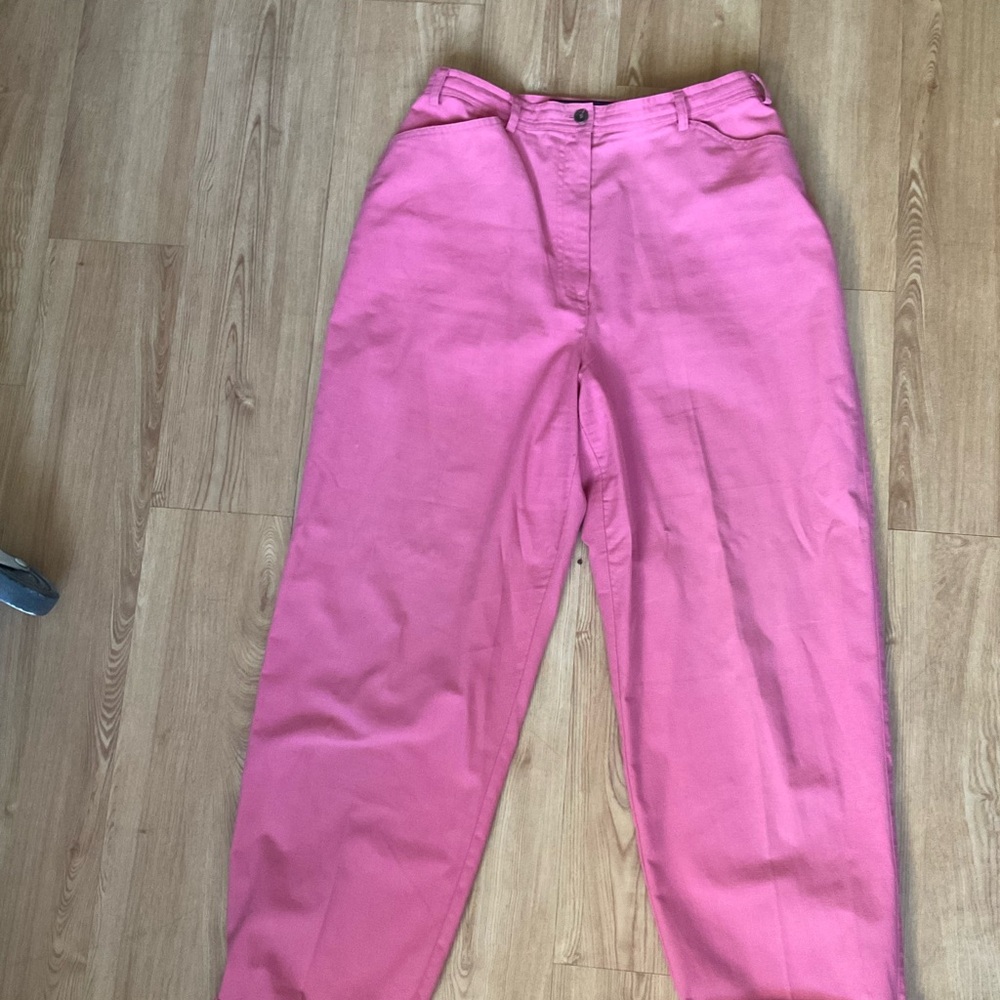 Karen Scott Vibrant Pink Pants